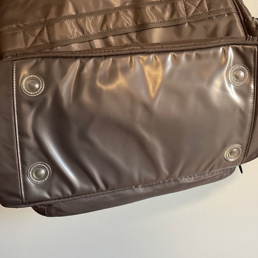 Lug Bag